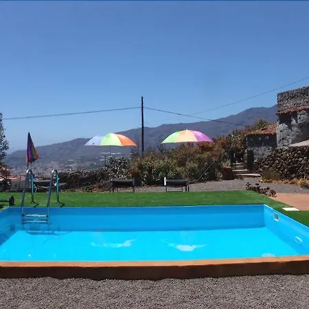 Sombrero De Pico A *